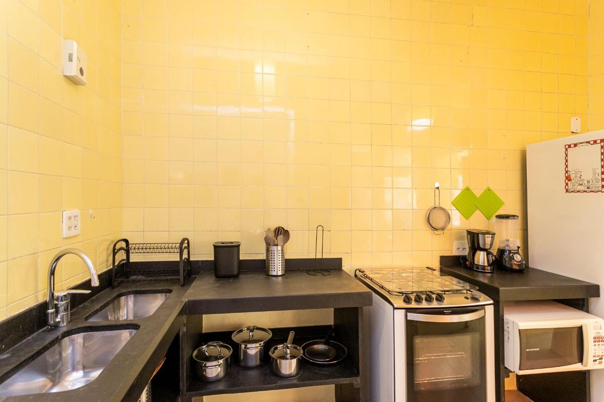 Apartamento 2qtos Com Varanda Em Copacabana | Cr 121/202